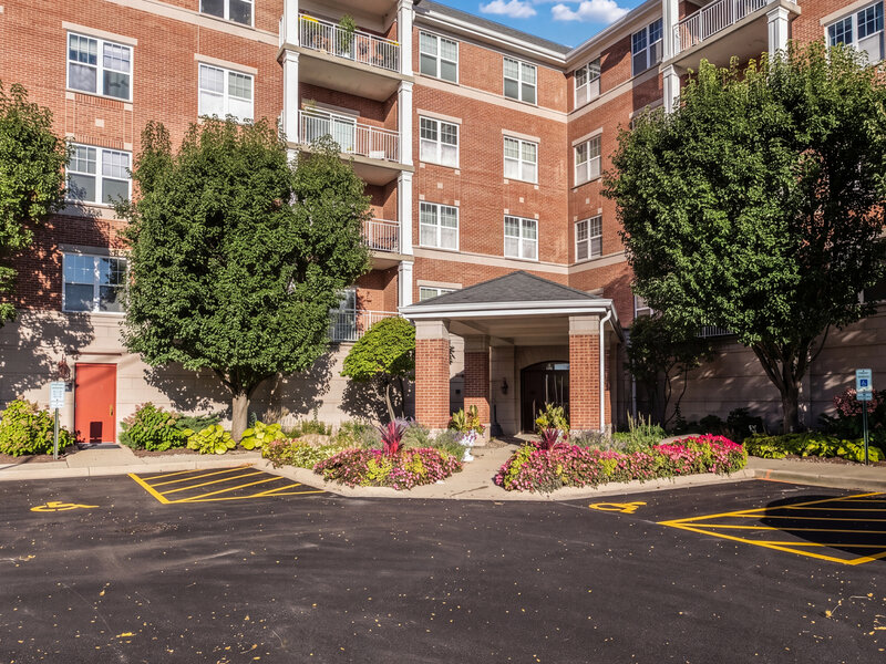 101 Pointe Drive Northbrook IL 60062
