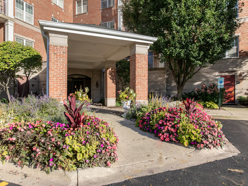 101 Pointe Drive Northbrook IL 60062