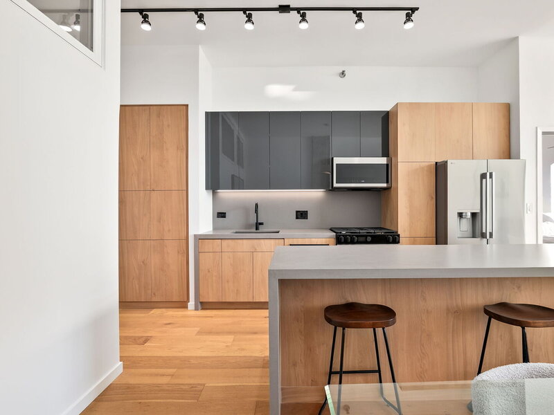 321 S Sangamon Street Chicago IL 60607