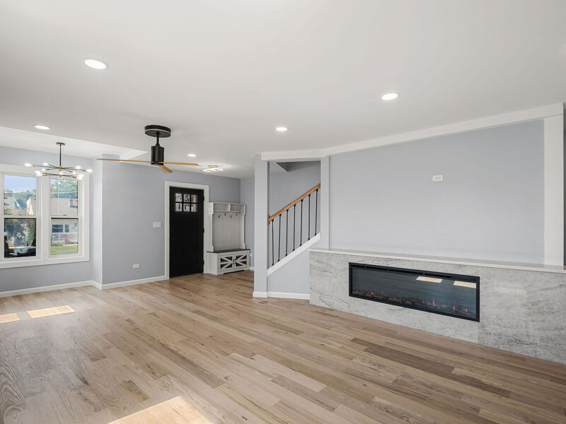 6672 W Montrose Avenue Harwood Heights IL 60706