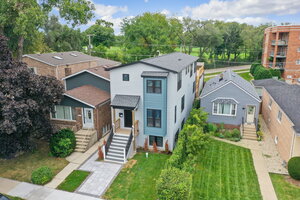 Photo of 6672 W Montrose Avenue Harwood Heights IL 60706