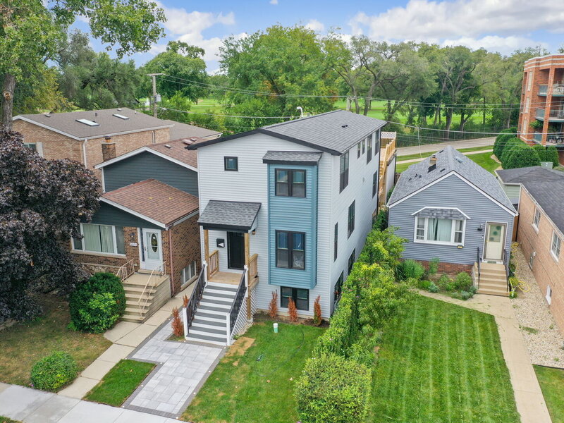 6672 W Montrose Avenue Harwood Heights IL 60706