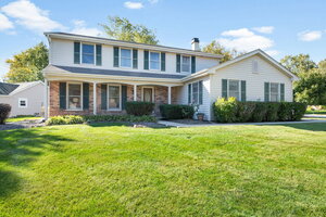 Photo of 1717 Victoria Road Mundelein IL 60060