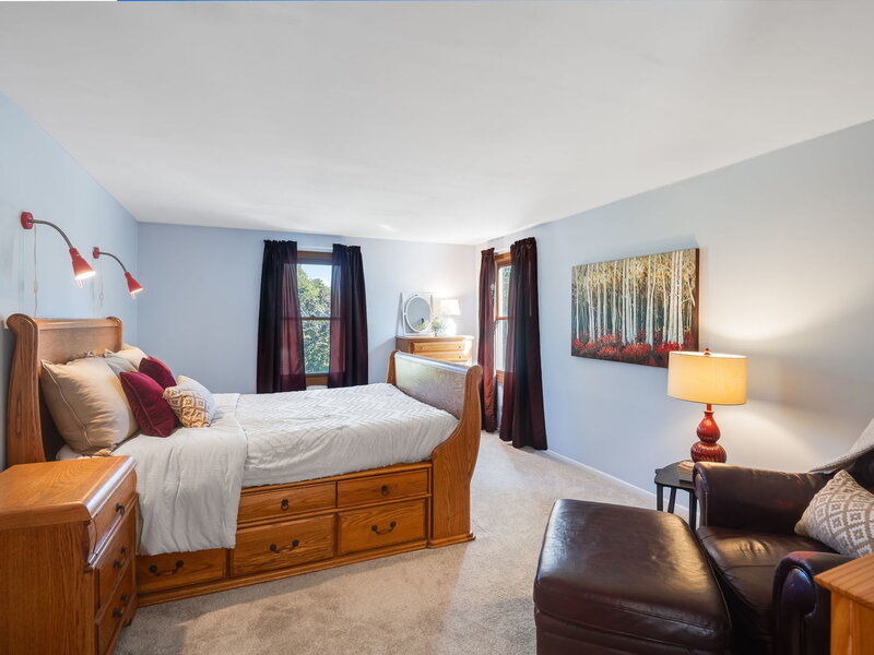 1717 Victoria Road Mundelein IL 60060