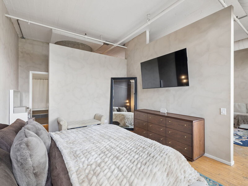 728 W Jackson Boulevard Chicago IL 60661