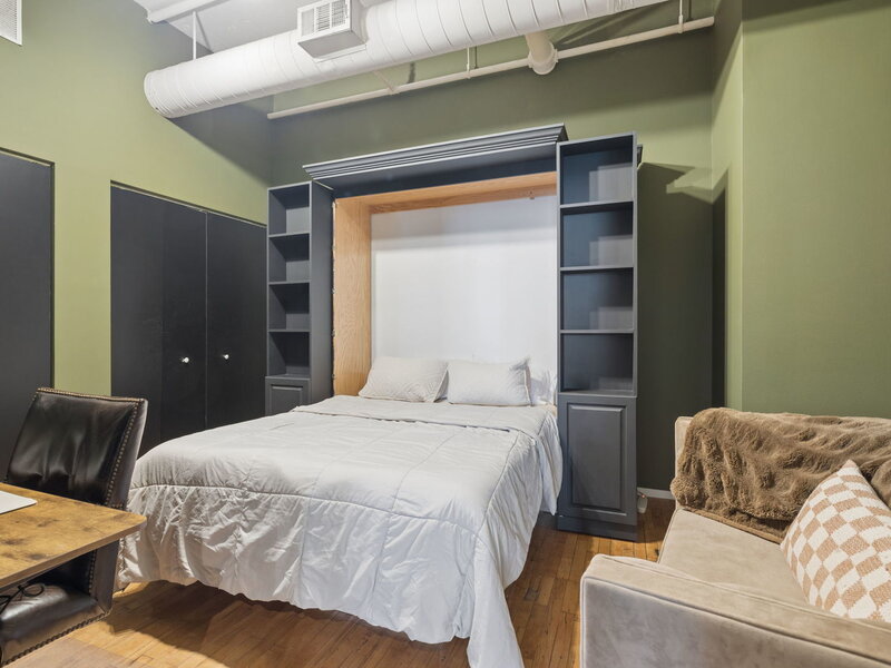728 W Jackson Boulevard Chicago IL 60661