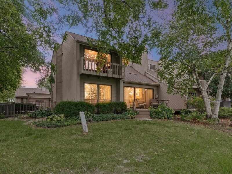 2320 Briar Hill Drive Champaign IL 61822