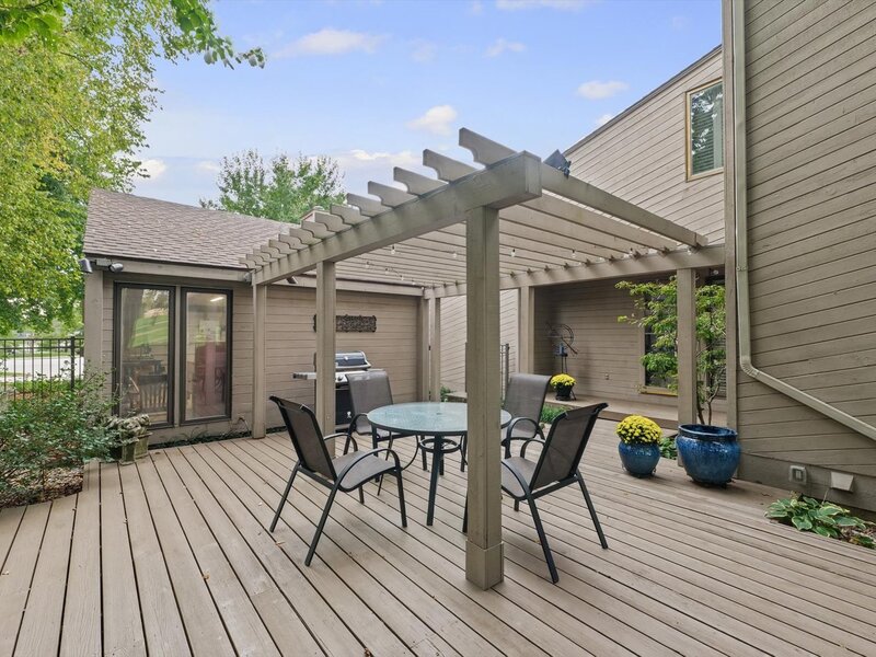 2320 Briar Hill Drive Champaign IL 61822