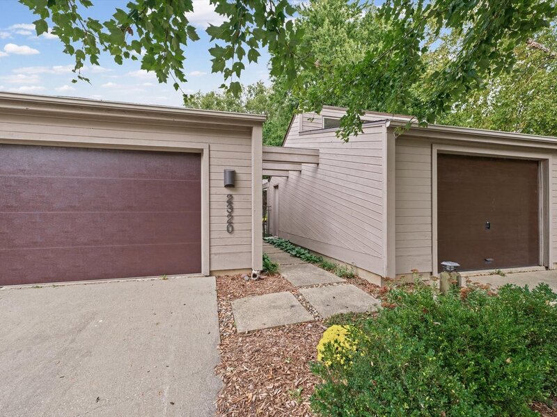 2320 Briar Hill Drive Champaign IL 61822