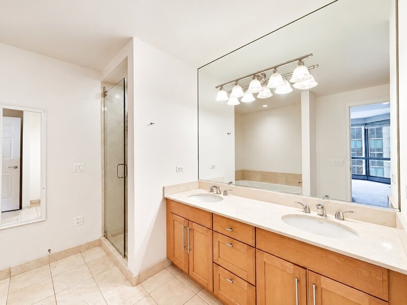 21 E Huron Street Chicago IL 60611