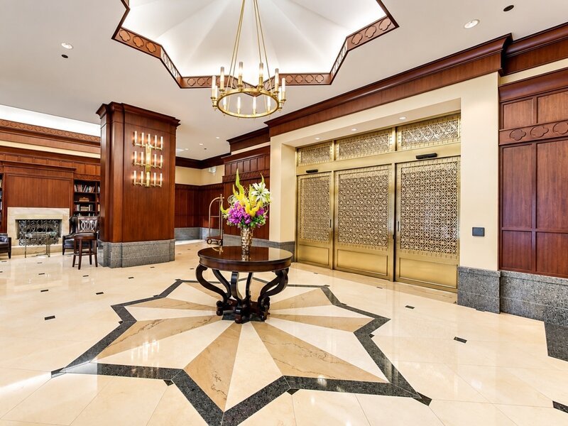 21 E Huron Street Chicago IL 60611