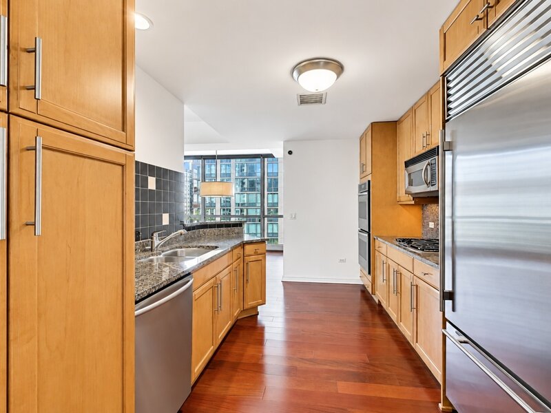 21 E Huron Street Chicago IL 60611