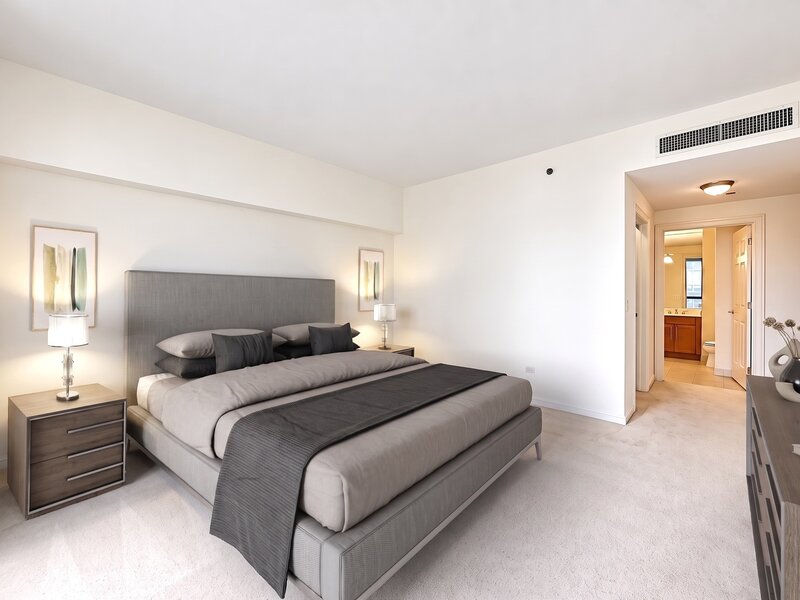21 E Huron Street Chicago IL 60611