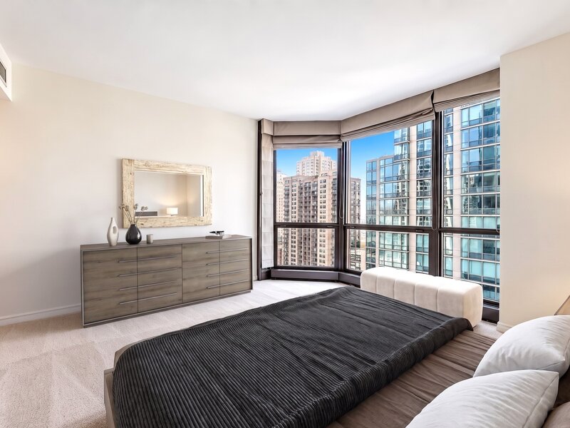 21 E Huron Street Chicago IL 60611