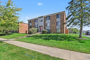 Photo of 280 Canterbury Lane Bolingbrook IL 60440 Unit 5