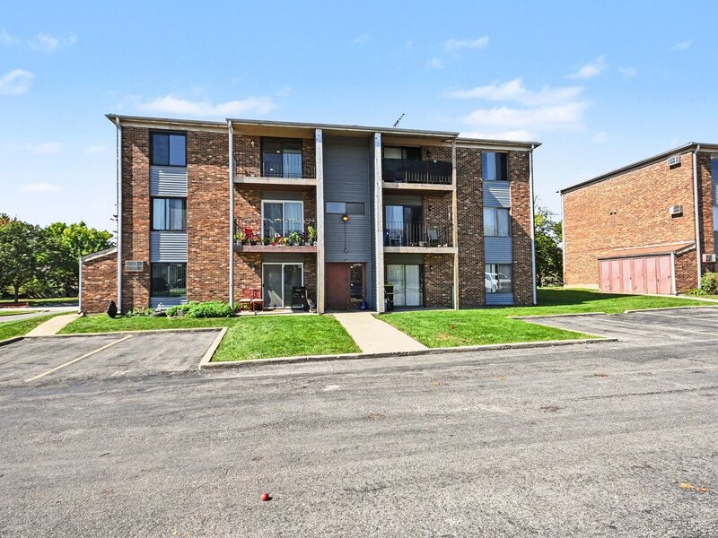 280 Canterbury Lane Bolingbrook IL 60440