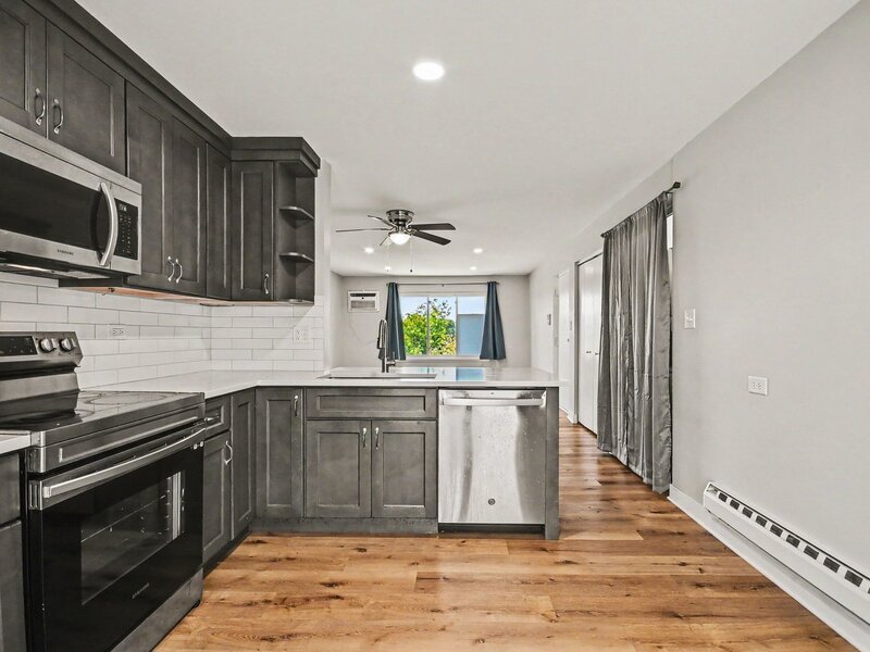 280 Canterbury Lane Bolingbrook IL 60440