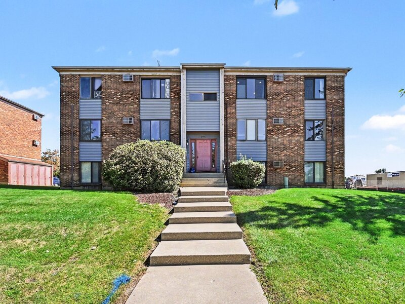 280 Canterbury Lane Bolingbrook IL 60440