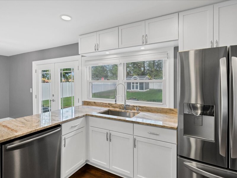 196 Green Court Streamwood IL 60107
