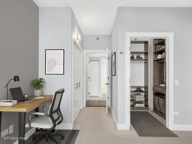 330 N Jefferson Street Chicago IL 60661
