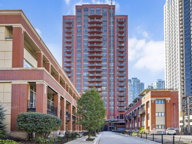 330 N Jefferson Street Chicago IL 60661