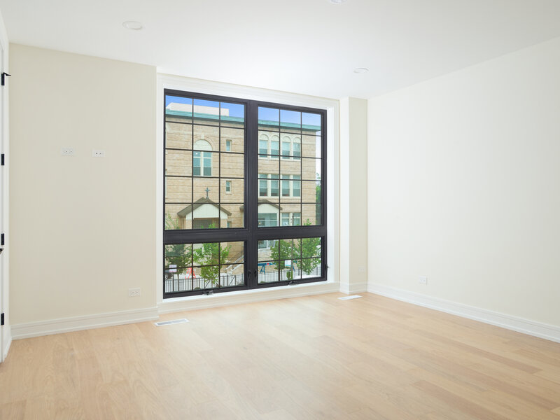 513 W 28th Place Chicago IL 60616