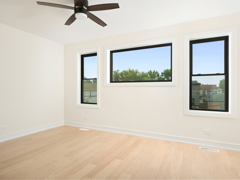 513 W 28th Place Chicago IL 60616