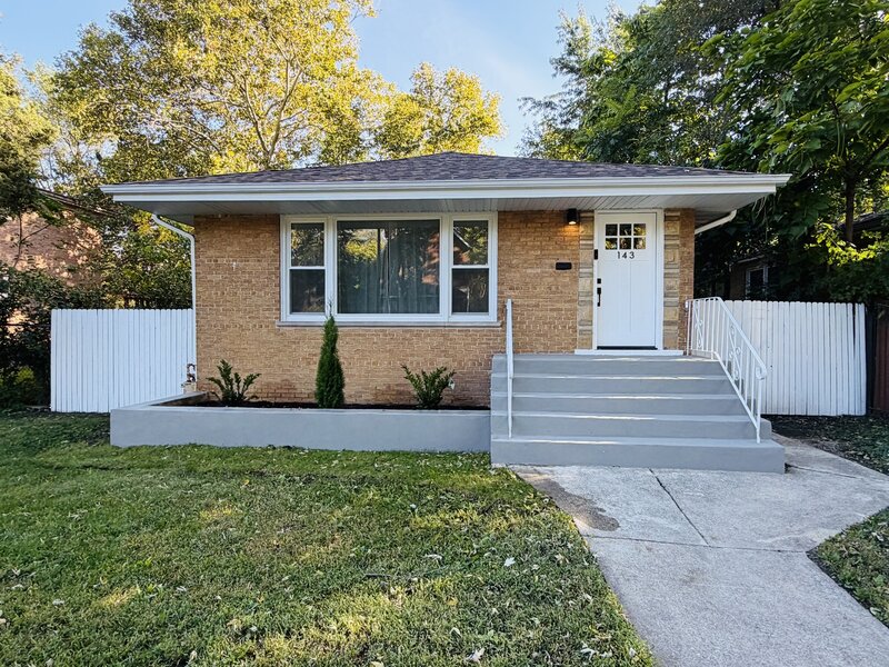 143 E 119th Street Chicago IL 60628