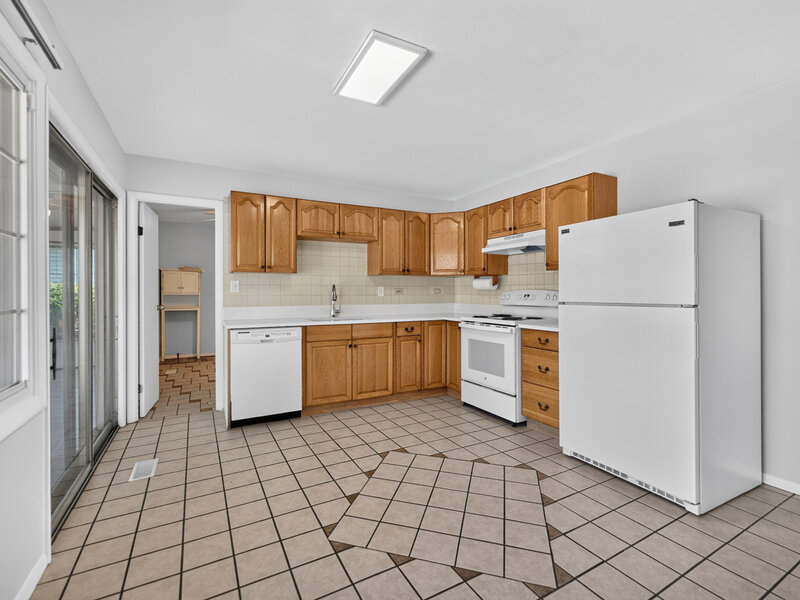 1622 W Celebrity Circle Hanover Park IL 60133