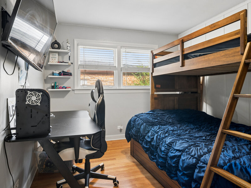 3738 W 83rd Place Chicago IL 60652