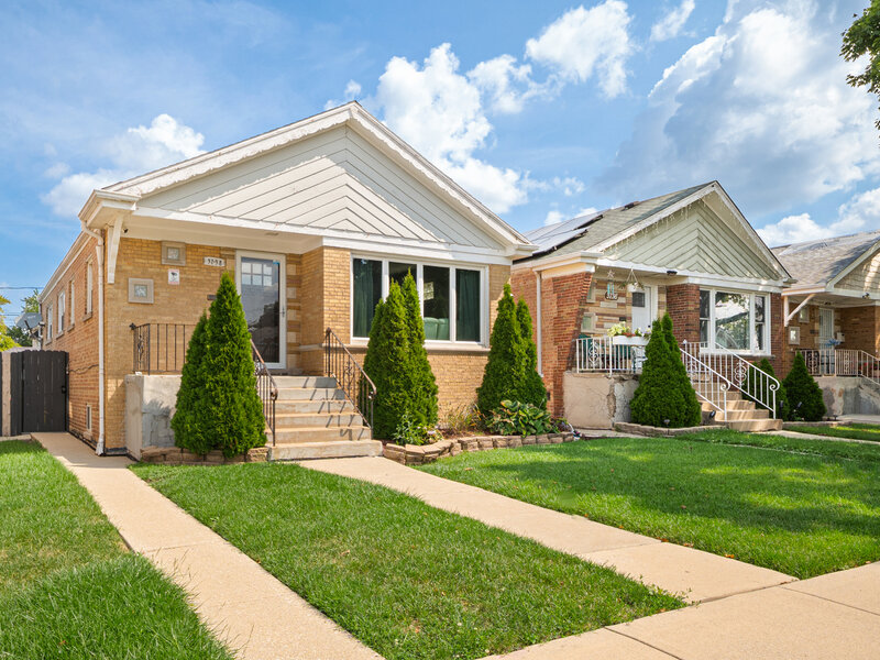 3738 W 83rd Place Chicago IL 60652