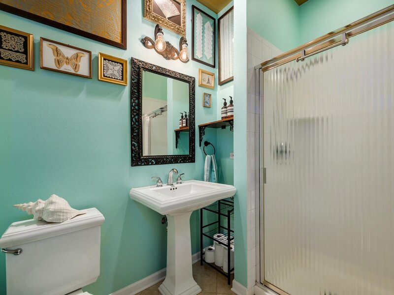 3306 N Clifton Avenue Chicago IL 60657