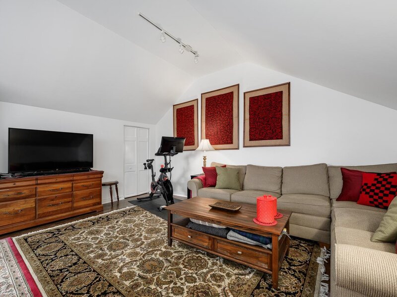 3306 N Clifton Avenue Chicago IL 60657