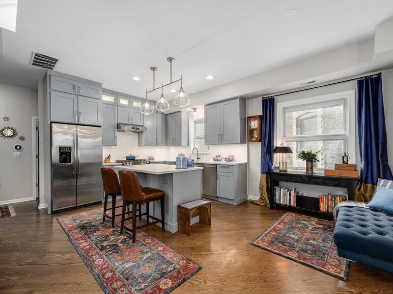 3306 N Clifton Avenue Chicago IL 60657