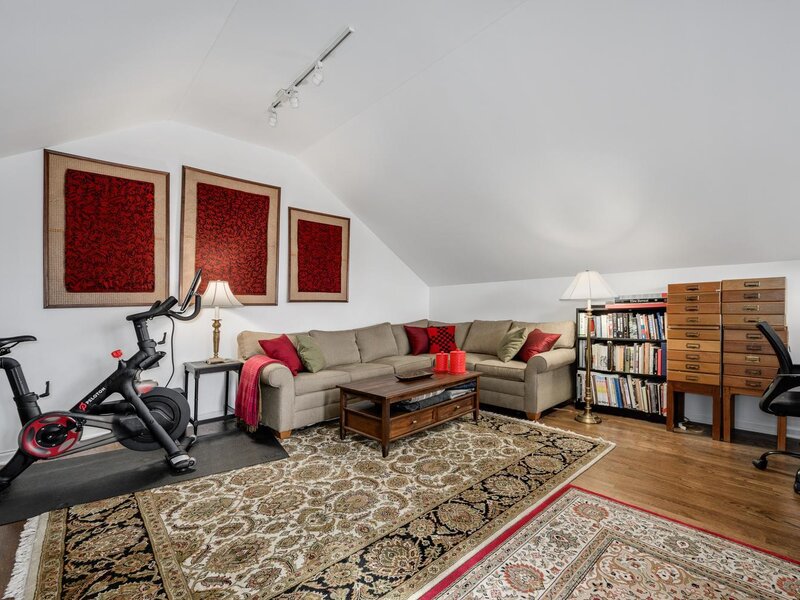 3306 N Clifton Avenue Chicago IL 60657