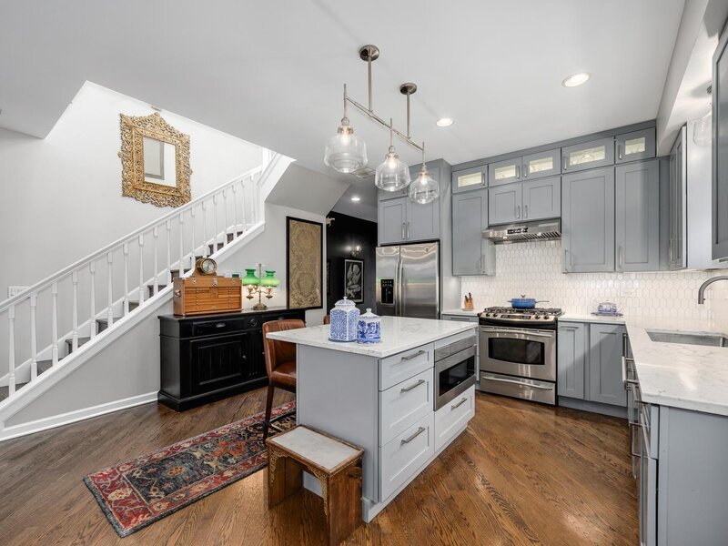 3306 N Clifton Avenue Chicago IL 60657