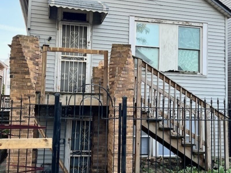 2841 W 23rd Street Chicago IL 60623