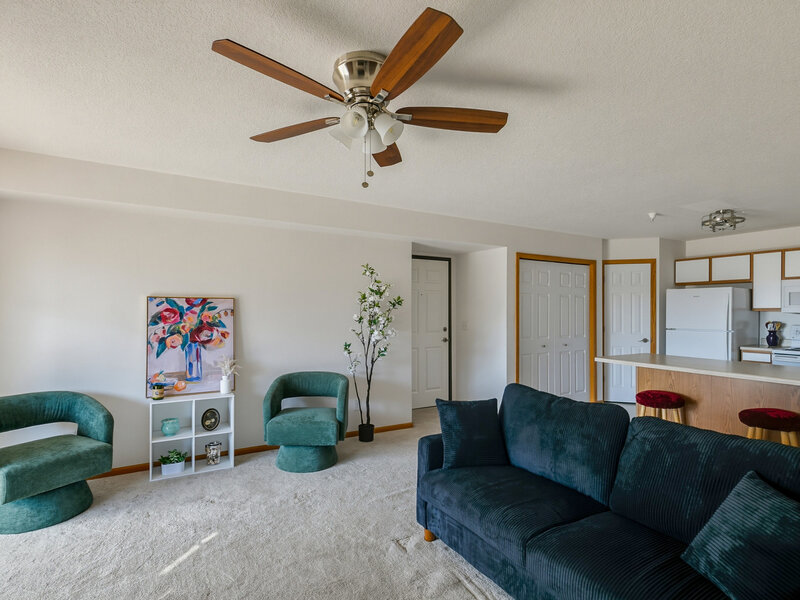 121 E Price Street Eldridge IA 52748