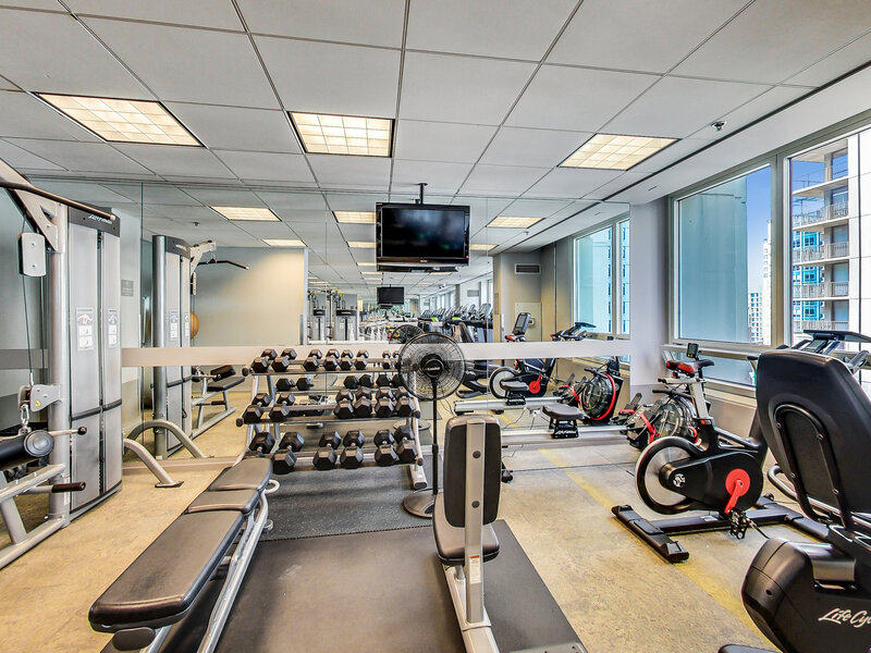 33 W Ontario Street Chicago IL 60654