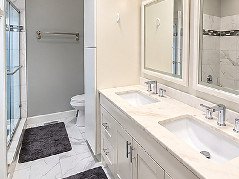 1133 E 83rd Street Chicago IL 60619