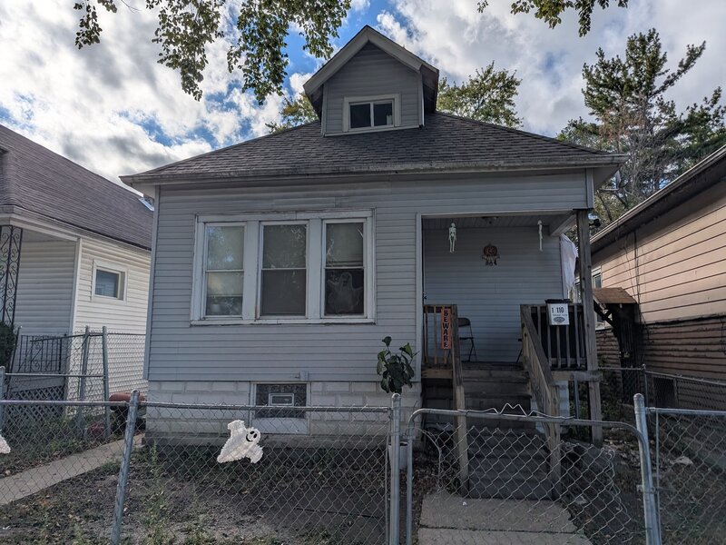 10110 S Yale Avenue Chicago IL 60628