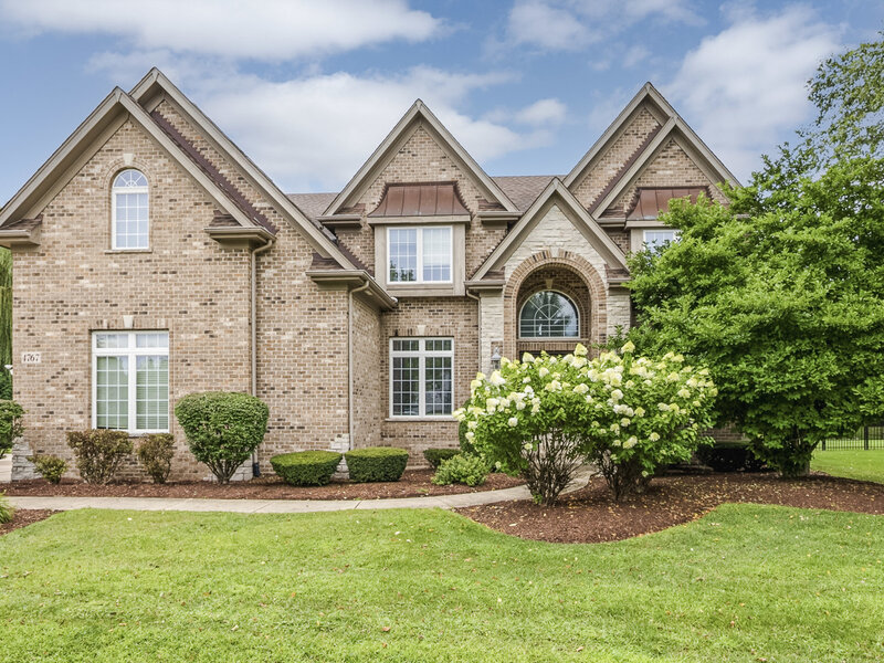 4767 Sassafras Lane Naperville IL 60564