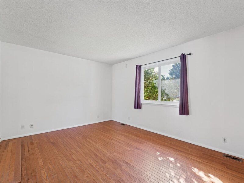 2006 Clover Court Champaign IL 61821