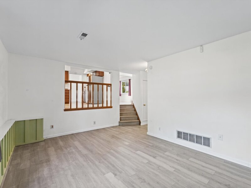 2006 Clover Court Champaign IL 61821