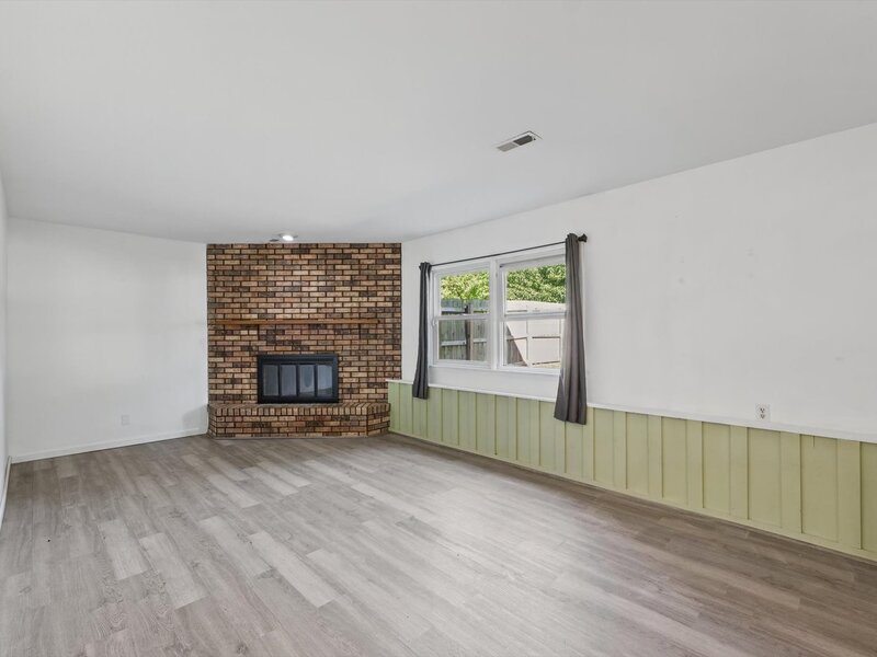 2006 Clover Court Champaign IL 61821