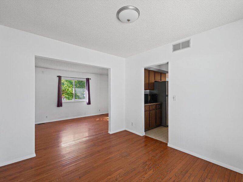2006 Clover Court Champaign IL 61821