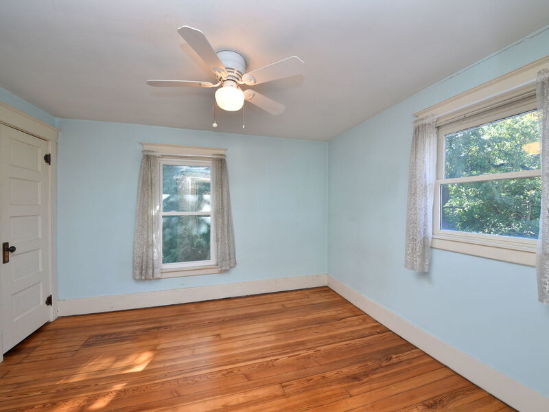 23 S Mallory Avenue Batavia IL 60510