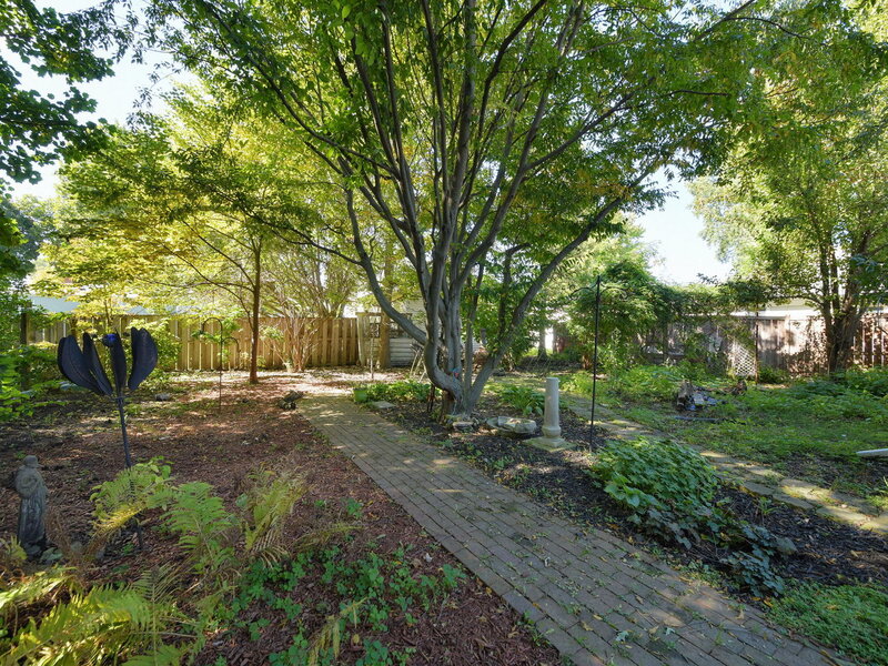 23 S Mallory Avenue Batavia IL 60510