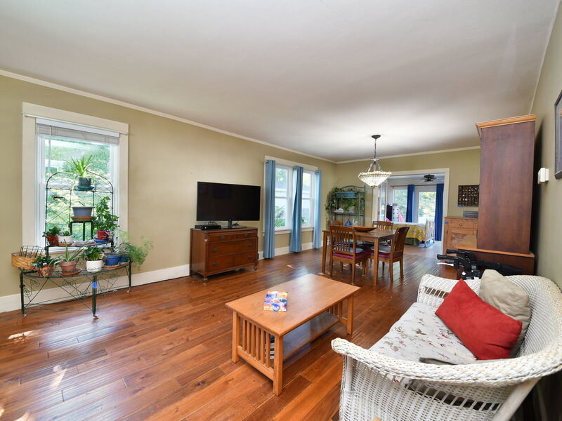 23 S Mallory Avenue Batavia IL 60510