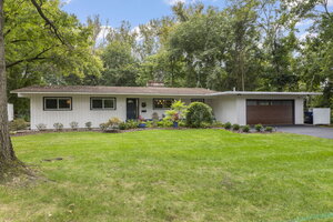 Photo of 60 Golden Larch Court Naperville IL 60540